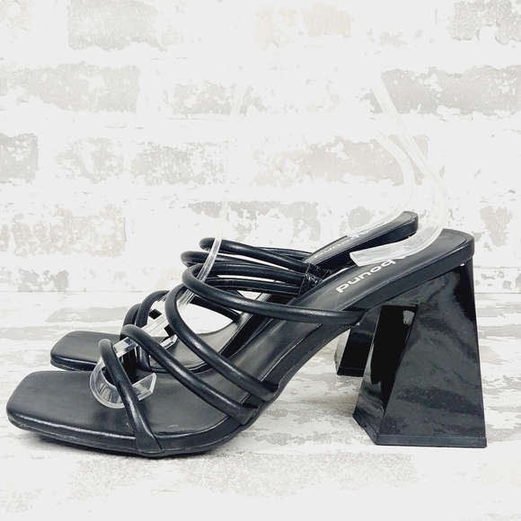 Abound Shoes - New Abound Austyn Black Tubular Strap Block Heel Sandals F182